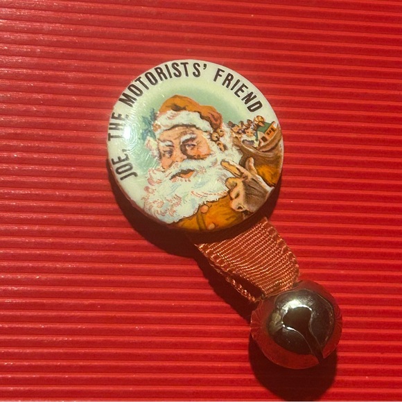 JOE The MOTORIST’S FRIEND Vintage 1940s/50sAntique Celluloid Pinback Button